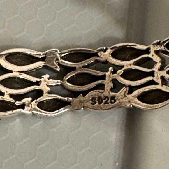 925 Silver Fish Cuff Bracelet #1551 - Picture 7 of 7